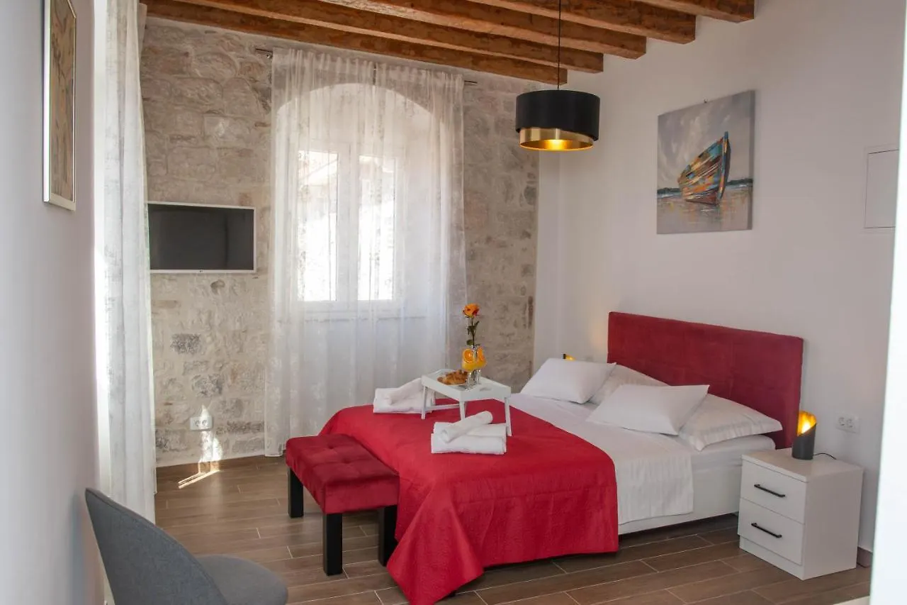 Luxury Rooms Rustic Chic Split