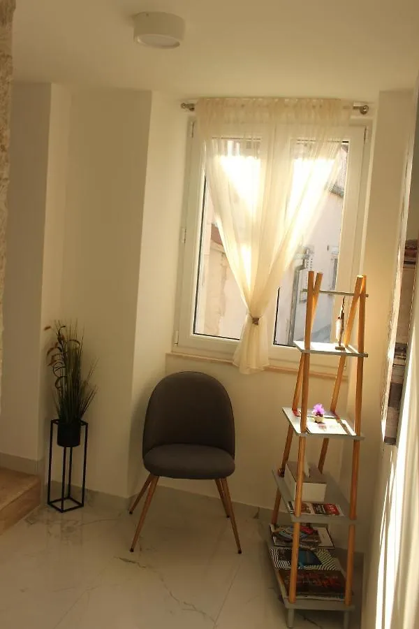 Luxury Rooms Rustic Chic Split